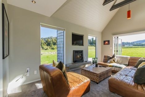 Photo of property in 82a Soldiers Road, Ohakune, 4691