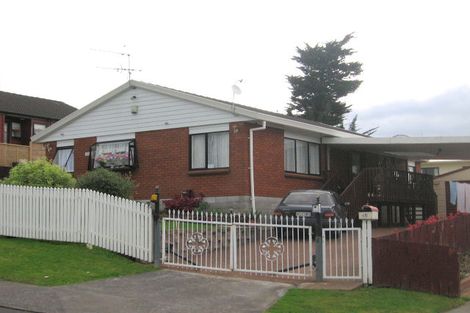 Photo of property in 45 Aldern Road, Massey, Auckland, 0614