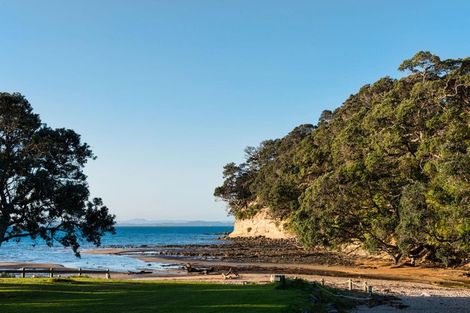 Photo of property in 3 Pamu Wera Drive, Stanmore Bay, 0932