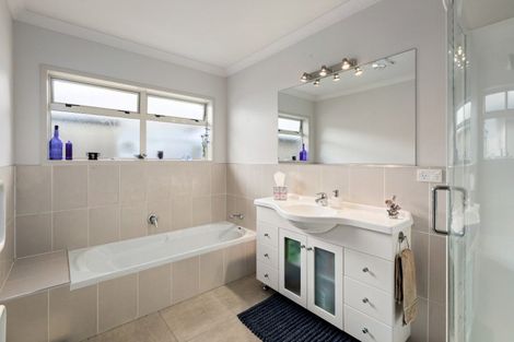 Photo of property in 8 Uretara Drive, Katikati, 3129