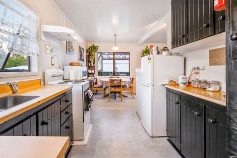 Photo of property in 488 Swanson Road, Ranui, Auckland, 0612