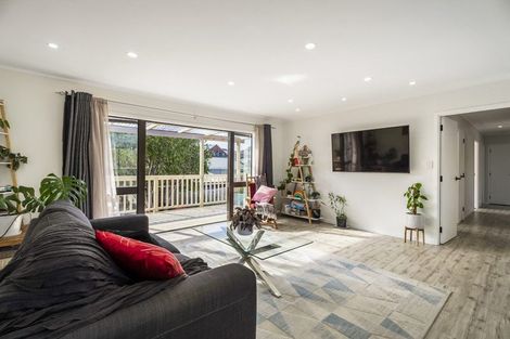 Photo of property in 13 Brandon Road, Manly, Whangaparaoa, 0930