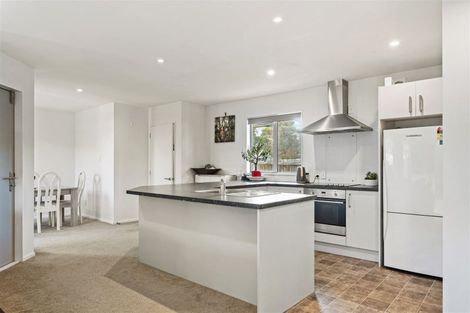 Photo of property in 2/28 Ottawa Road, Wainoni, Christchurch, 8061