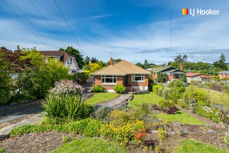 Photo of property in 302 Main South Road, Green Island, Dunedin, 9018