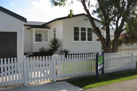 Photo of property in 10a Avon Street, Waterloo, Lower Hutt, 5011