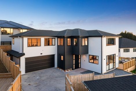 Photo of property in 28 Takurua Terrace, Orewa, 0931