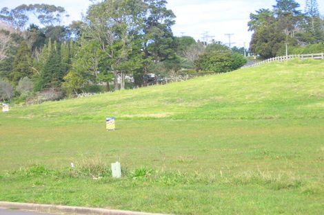 Photo of property in 31 Kinmont Rise, East Tamaki Heights, Auckland, 2016
