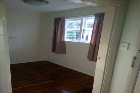 Photo of property in 34 Allington Road, Karori, Wellington, 6012