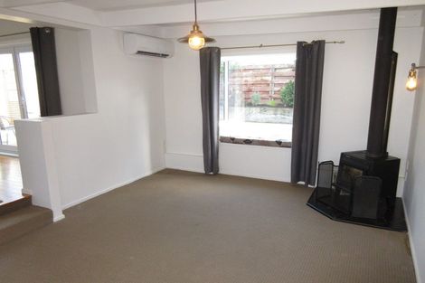 Photo of property in 1 Te Kupe Road, Paraparaumu Beach, Paraparaumu, 5032