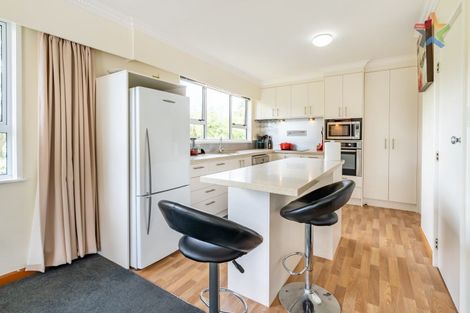 Photo of property in 25 Penrose Street, Woburn, Lower Hutt, 5010