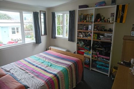 Photo of property in 71 Pirie Street, Mount Victoria, Wellington, 6011