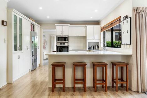 Photo of property in 36a Westerham Drive, Dannemora, Auckland, 2016
