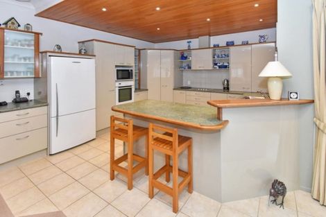 Photo of property in 4 Parkhaven Drive, Rosehill, Papakura, 2113