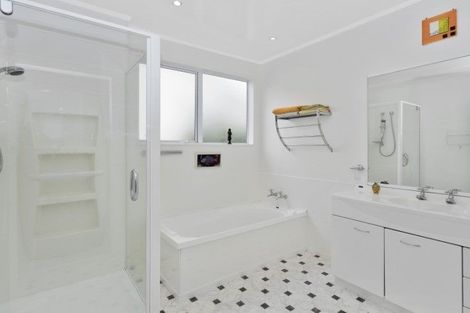 Photo of property in 49 Eskdale Road, Papakowhai, Porirua, 5024