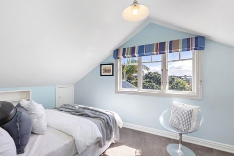 Photo of property in 1/36 Maritime Terrace, Birkenhead, Auckland, 0626