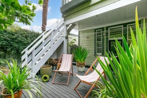 Photo of property in 304b Tinakori Road, Thorndon, Wellington, 6011