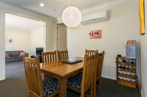 Photo of property in 14 Greenlea Place, Frimley, Hastings, 4120