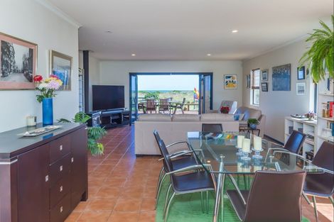 Photo of property in 53 Rua Avenue, Waitarere Beach, Levin, 5510