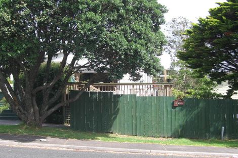 Photo of property in 2/40 Bayview Road, Bayview, Auckland, 0629