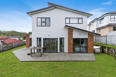 Photo of property in 127 Keri Vista Rise, Papakura, 2110