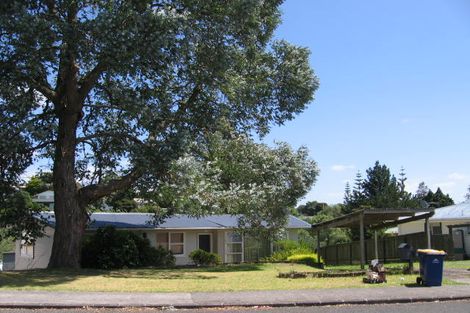 Photo of property in 59 Stott Avenue, Birkdale, Auckland, 0626