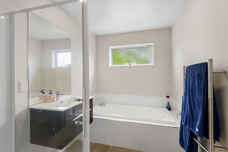 Photo of property in 104 Tomes Road, St Albans, Christchurch, 8052