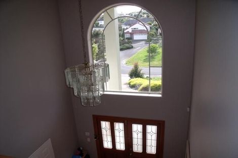 Photo of property in 3 Taroka Close, Pinehill, Auckland, 0632