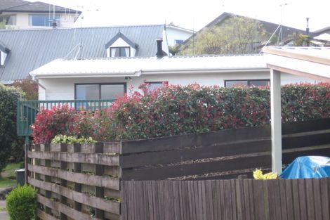 Photo of property in 15 Pokapu Place, Bethlehem, Tauranga, 3110