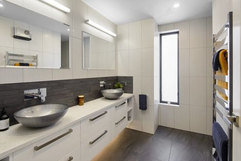 Photo of property in 17 Penhelig Place, Burnside, Christchurch, 8053