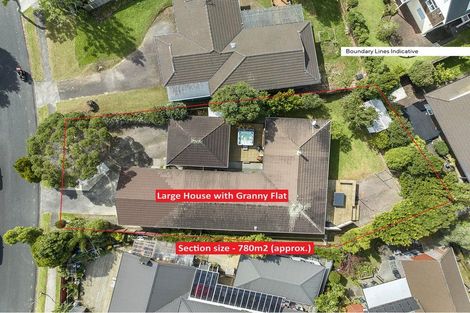 Photo of property in 3 Voltaire Court, Botany Downs, Auckland, 2010