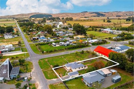 Photo of property in 8 Dundas Street, Porangahau, 4291