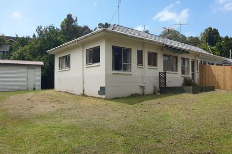 Photo of property in 2/81 Stredwick Drive, Torbay, Auckland, 0630