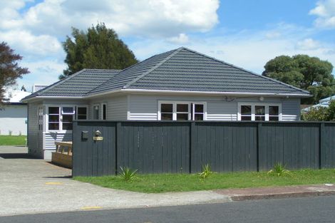 Photo of property in 7 Nelson Avenue, Northcote Point, Auckland, 0627
