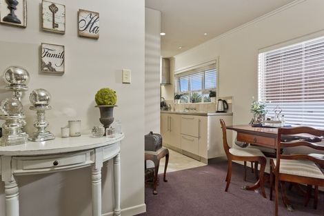 Photo of property in 1/42 Sunrise Avenue, Mairangi Bay, Auckland, 0630