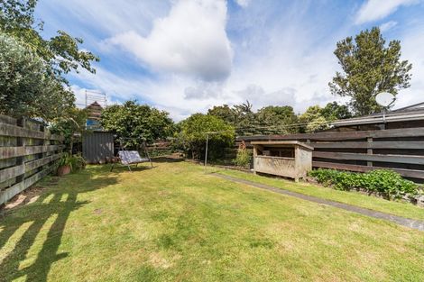 Photo of property in 22 Erin Street, Hokowhitu, Palmerston North, 4410