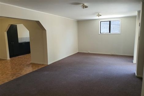 Photo of property in 8a Wilkie Place, Mount Wellington, Auckland, 1060