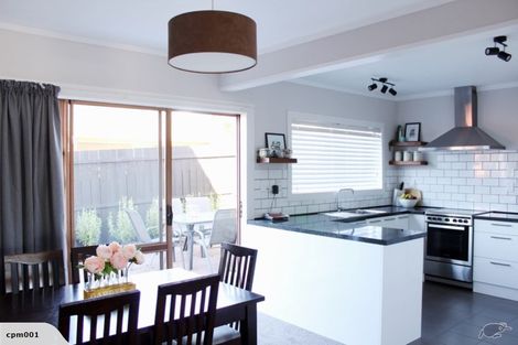 Photo of property in 4/8 Wood Street, Papakura, 2110