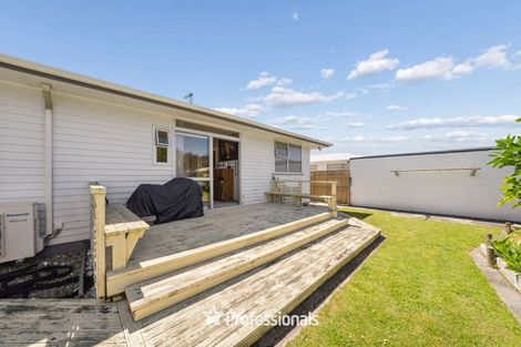 Photo of property in 15 Wetherby Grove, Wainuiomata, Lower Hutt, 5014