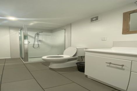 Photo of property in 42 Pitau Road, Mount Maunganui, 3116