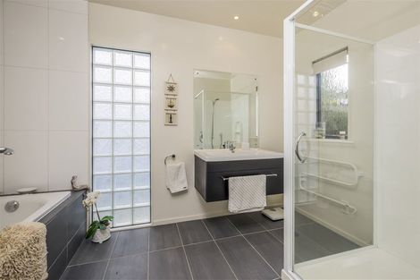 Photo of property in 17 Campbell Road, Maraetai, Auckland, 2018