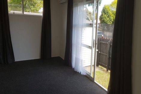 Photo of property in 5 Tangelo Place, Bucklands Beach, Auckland, 2012
