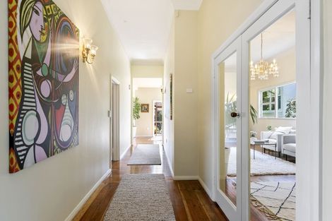 Photo of property in 198 Karori Road, Karori, Wellington, 6012