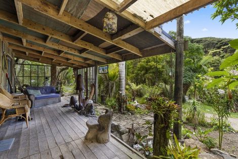 Photo of property in 138 Paroa Bay Road, Russell, 0272