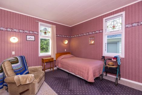 Photo of property in 82 The Parade, Paekakariki, 5034