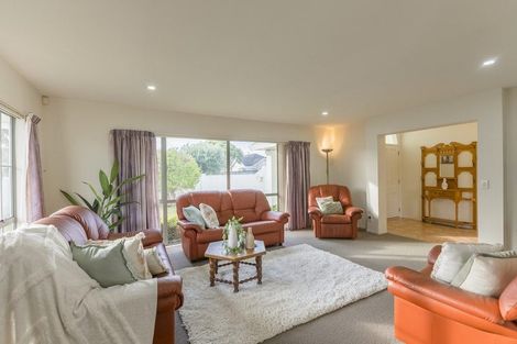 Photo of property in 318 Manly Street, Paraparaumu Beach, Paraparaumu, 5032