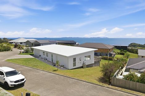 Photo of property in 34 Eagles Way, Cable Bay, 0420