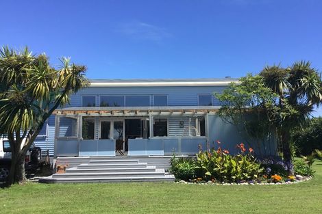 Photo of property in 33 Elley Drive, Carters Beach, Westport, 7825