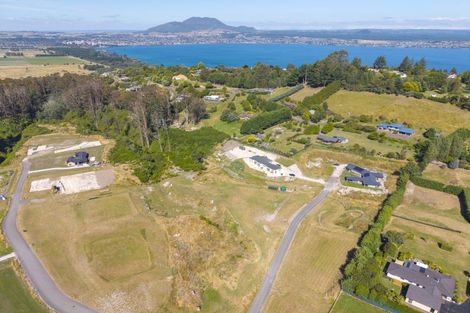 Photo of property in 14 Willow Lane, Acacia Bay, 3385