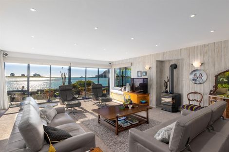 Photo of property in 141 Main Road, Redcliffs, Christchurch, 8081