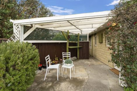 Photo of property in 2 Princeton Road, Raumati Beach, Paraparaumu, 5032